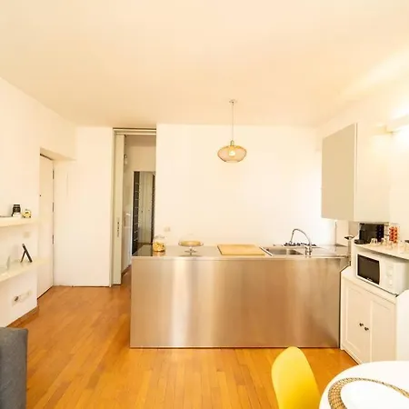 Apartmán A 15 Min. Dal Duomo *